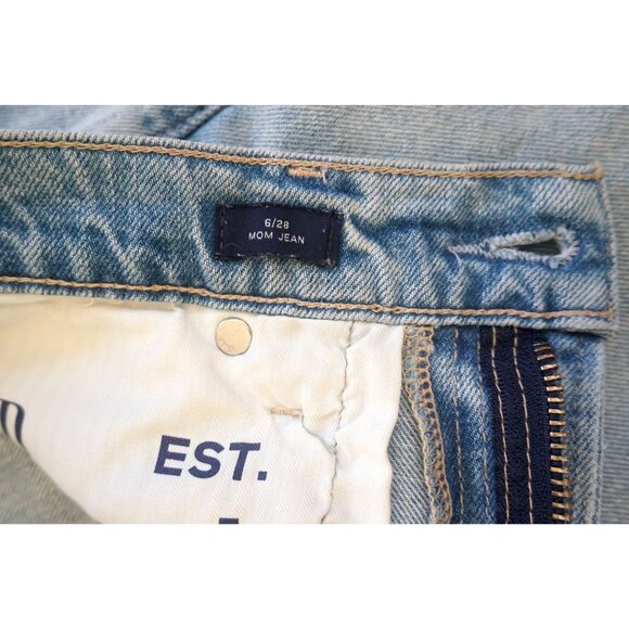 Gap Denim Light Blue Mom Jeans - Size 6/28 - Picture 3 of 6